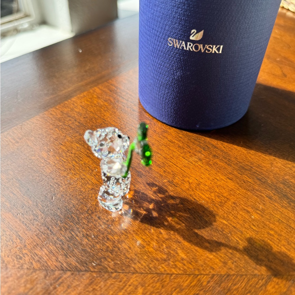Swarovski Clear Crystal Kris Bear with Green Four-Leaf Clover Lucky Charm - Picture 5 of 9